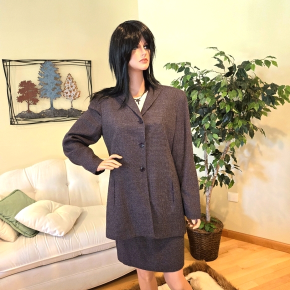 Vintage Jones Wear Woman's Purple Tweed Suit, Size 12 - Picture 6 of 8